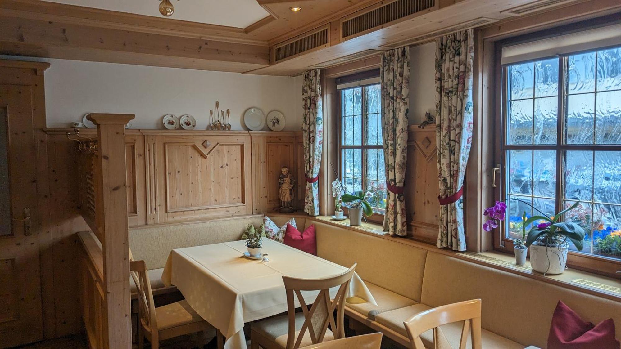 Hotel Gasthof Lang บาลิงเงน ภายนอก รูปภาพ