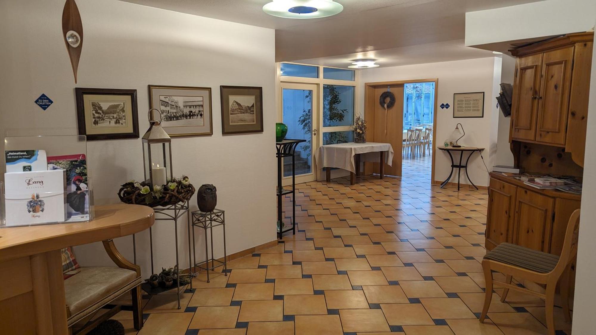 Hotel Gasthof Lang บาลิงเงน ภายนอก รูปภาพ